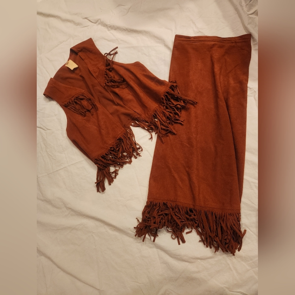 Vintange Fringe vest and skirt set